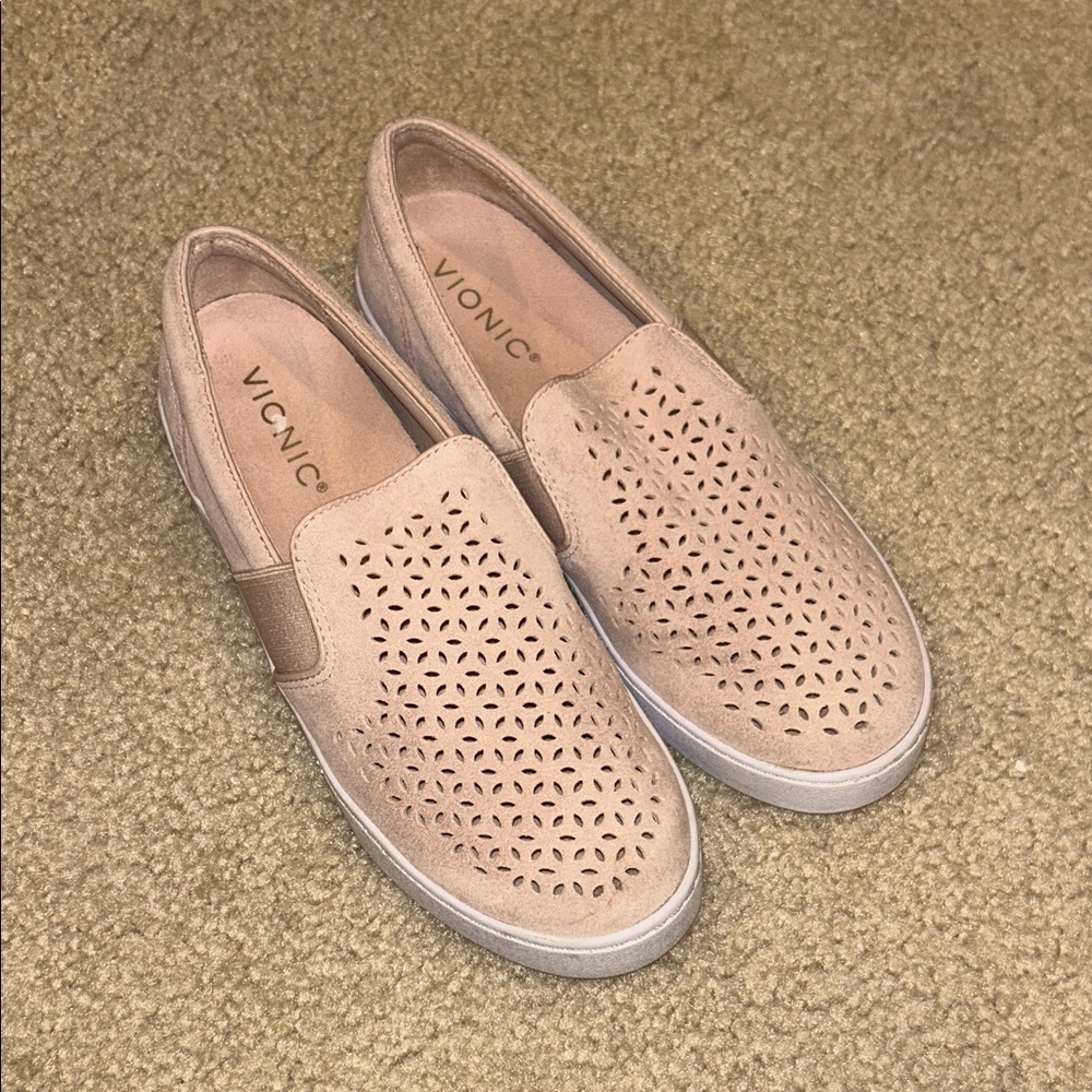 Vionic Kani Slip On Suede Sneaker - Picture 2 of 7